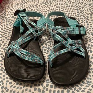 Chacos Zvolv X, Dobby Green
